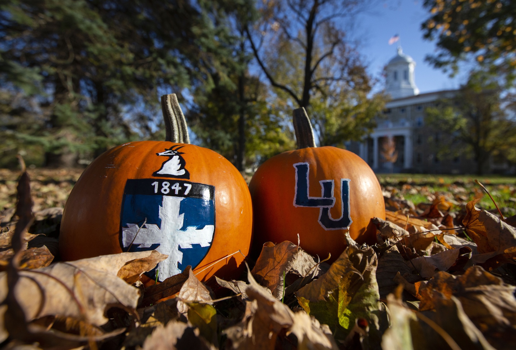 5 favorite ways Lawrentians get into the Halloween spirit on campus